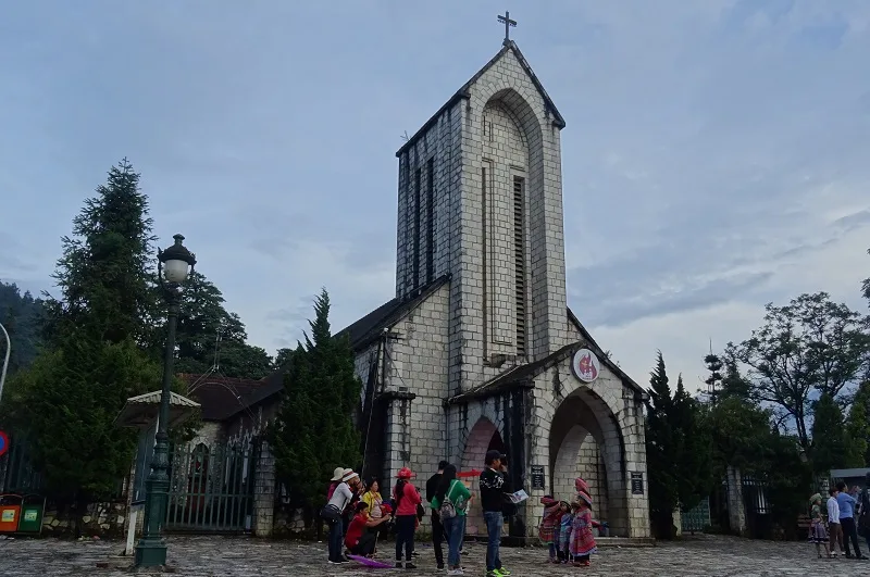 sa pa thuoc tinh nao vi tri dia ly va cam nang du lich chi tiet