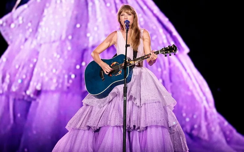 taylor swift la ai hanh trinh tro thanh bieu tuong am nhac toan cau
