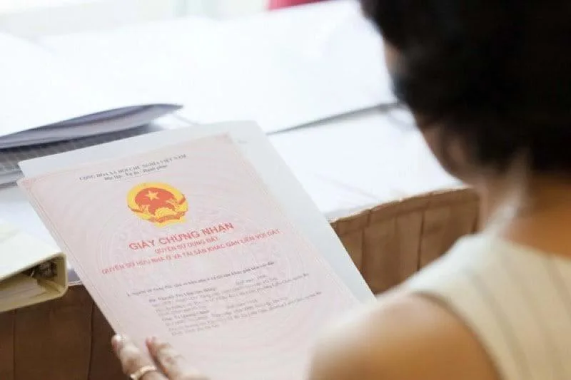 Thủ tục sang tên sổ đỏ cho con gồm những gì? Hướng dẫn chi tiết mới nhất